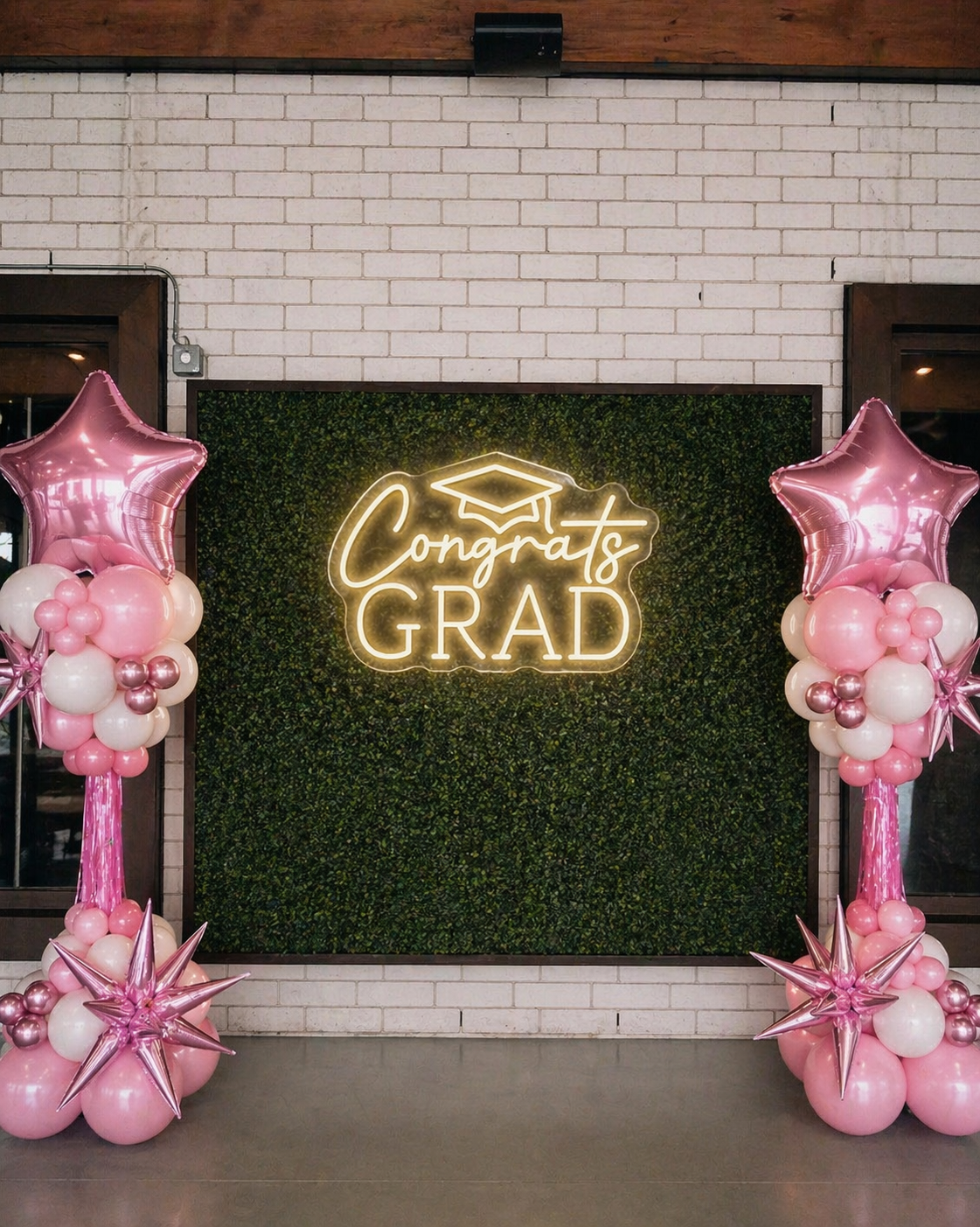 Congrats Grad Rental